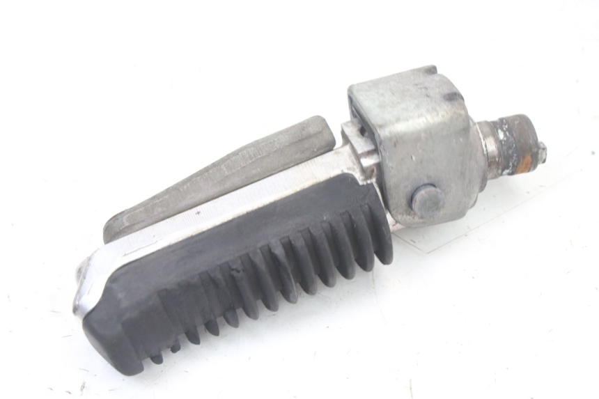 photo de REPOSAPIES DELANTERA IZQUIERDA SUZUKI GSF S BANDIT 600 (2000 - 2004) - Zoom estado de uso