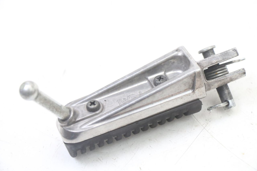 photo de REPOSAPIES DELANTERA IZQUIERDA YAMAHA TRACER 7 700 (2020 - 2024) - Primer plano técnico