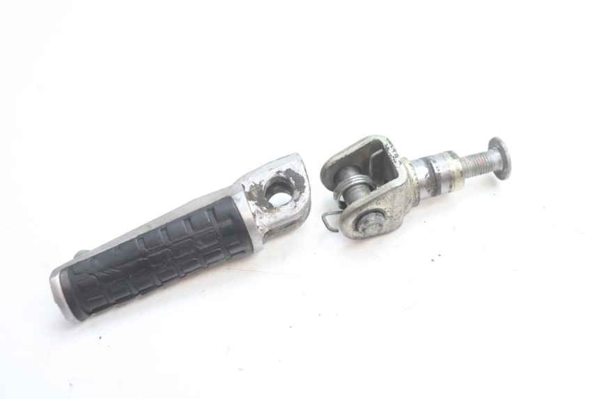 photo de REPOSAPIES DELANTERA IZQUIERDA KAWASAKI ZX-6R ZX6R 600 (1995 - 1997) - Vista principal