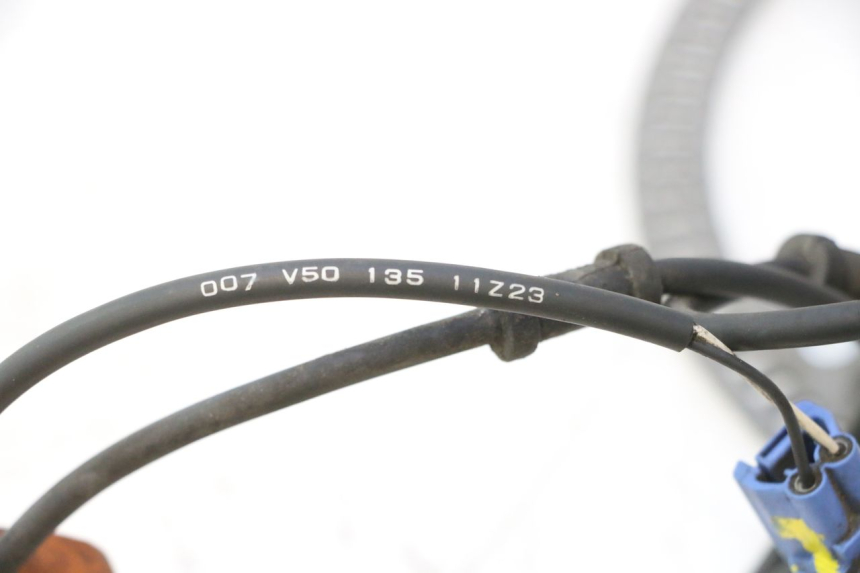 photo de SENSOR SUZUKI BURGMAN EXECUTIVE ABS 650 (2006 - 2012) - Detalles de los puntos de fijación