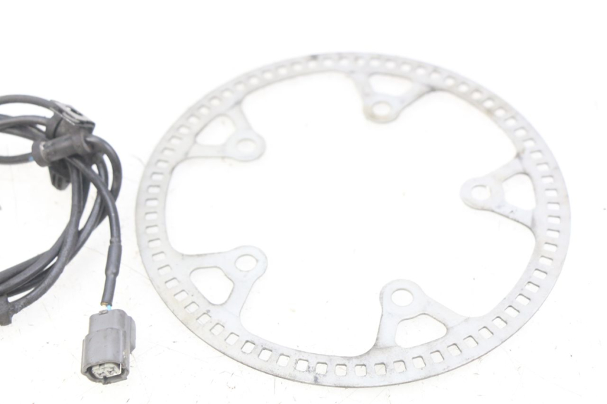 photo de SENSOR ABS TRASERO HONDA CB R 1000 (2018 - 2023) - Primer plano técnico