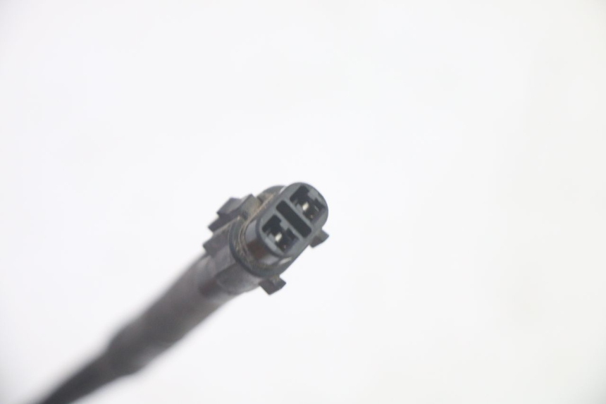 photo de SENSOR ABS TRASERO YAMAHA FJR ABS 1300 (2006 - 2012) - Primer plano técnico