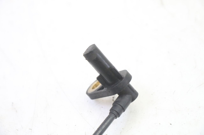 photo de SENSOR SUZUKI GSR 750 (2011 - 2017) - Primer plano técnico