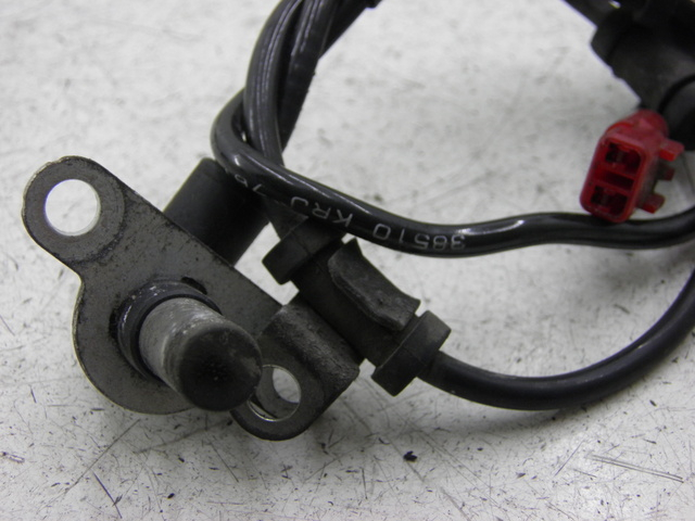 photo de SENSOR ABS TRASERO HONDA FES S-WING SWING ABS 125 (2007 - 2015) - Detalles de los puntos de fijación