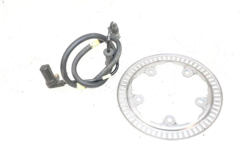 photo de SENSOR PIAGGIO MP3 HPE 300 (2019 - 2026) - Detalles de los puntos de fijación