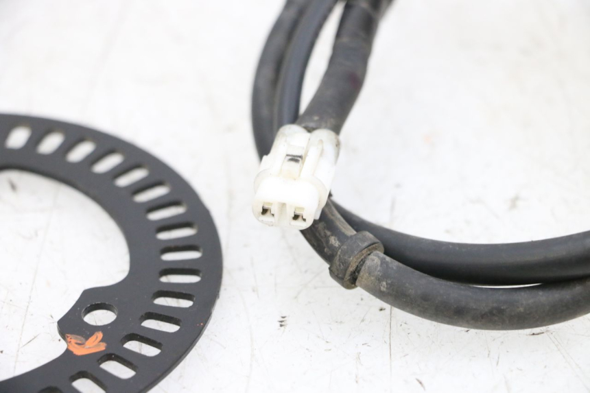 photo de SENSOR YAMAHA MT-07 MT07 ABS 700 (2018 - 2020) - Primer plano técnico