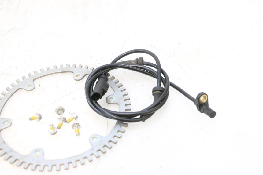 photo de SENSOR CAN-AM SPYDER RS 1000 (2008 - 2012) - Detalles de los puntos de fijación