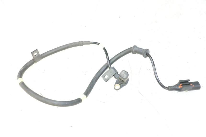 photo de SENSOR ABS TRASERO PIAGGIO VESPA GTS IGET ABS 125 (2017 - 2023) - Primer plano técnico