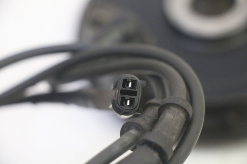 photo de SENSOR ABS DELANTERO YAMAHA FJR ABS 1300 (2006 - 2012) - Primer plano técnico