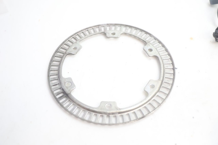 photo de SENSOR PIAGGIO MP3 HPE 530 (2022 - 2026) - Primer plano técnico