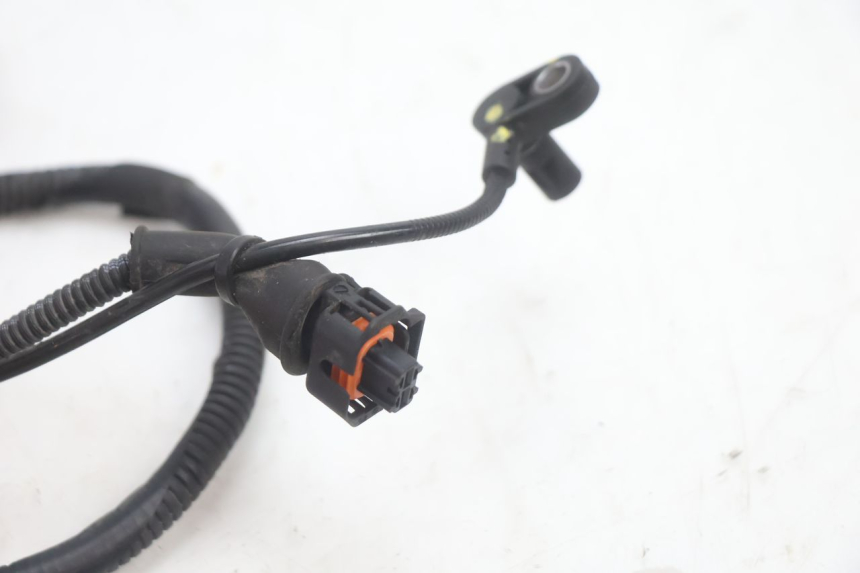 photo de SENSOR PIAGGIO MP3 HPE 530 (2022 - 2026) - Detalles de los puntos de fijación