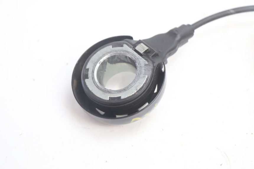 photo de SENSOR HARLEY DAVIDSON ROAD GLIDE FLTRXSE 1920 (2018 - 2022) - Primer plano técnico