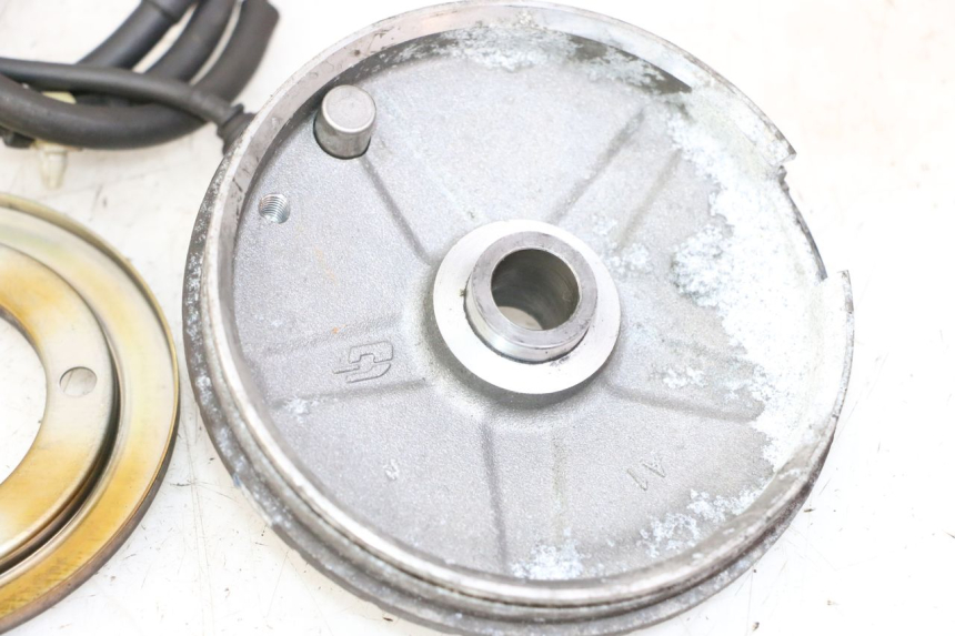 photo de SENSOR ABS DELANTERO YAMAHA X-MAX XMAX 125 (2010 - 2013) - Zoom estado de uso