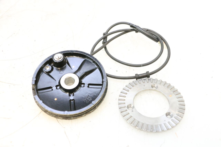 photo de SENSOR YAMAHA XP T-MAX ABS 500 (2005 - 2005) - Detalles de los puntos de fijación