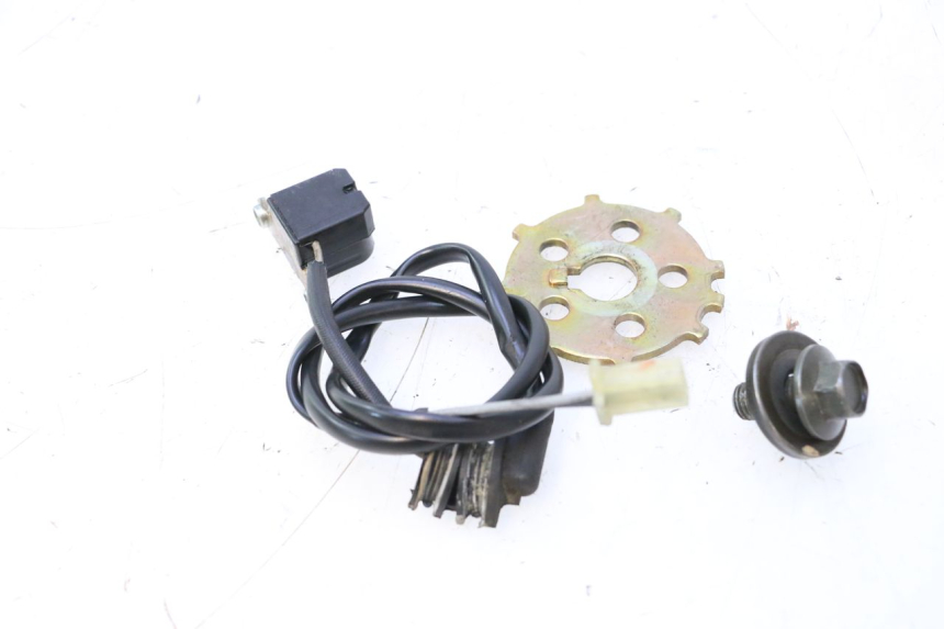 photo de IGNICION SENSOR YAMAHA FJR 1300 (2001 - 2005) - Otra perspectiva