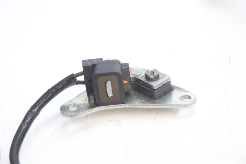 photo de IGNICION SENSOR SUZUKI GSR 600 (2005 - 2012) - Zoom estado de uso
