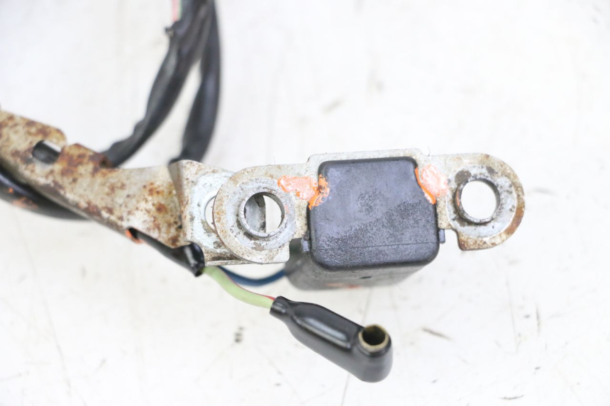 photo de IGNICION SENSOR HONDA MTX TC02 125 (1987 - 1989) - Primer plano técnico