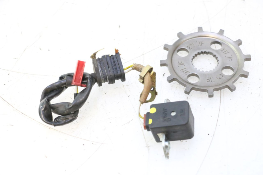 photo de SENSOR DE ENCENDIDO HONDA VFR FI RC46 800 (1998 - 2001) - Vista principal