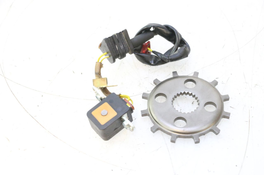 photo de SENSOR DE ENCENDIDO HONDA VFR FI RC46 800 (1998 - 2001) - Primer plano técnico