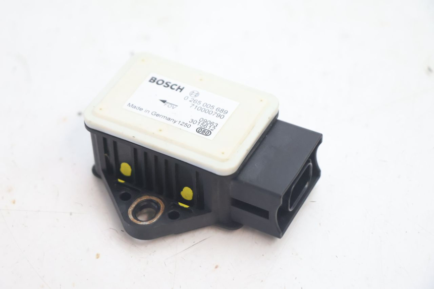 photo de SENSOR DE ÁNGULO DE INCLINACIÓN CAN-AM SPYDER RS 1000 (2008 - 2012) - Zoom estado de uso