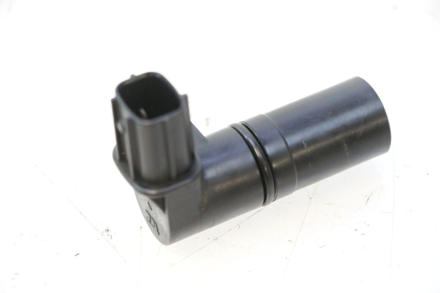 photo de ARBOL LEVAS SENSOR HONDA FJS SILVER WING SILVERWING 400 (2005 - 2008) - Primer plano técnico