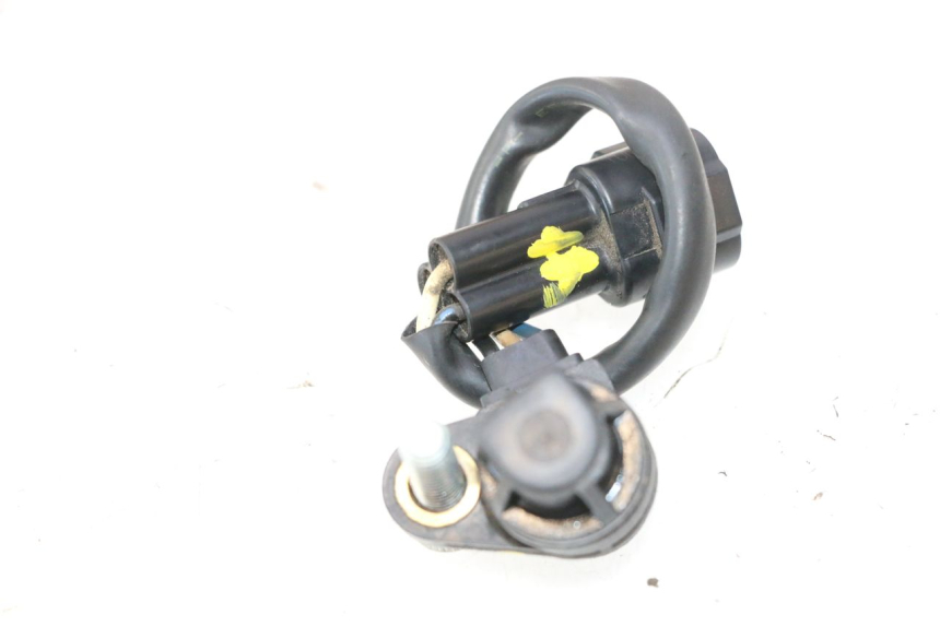 photo de ARBOL LEVAS SENSOR YAMAHA FZ8 800 (2010 - 2016) - Primer plano técnico