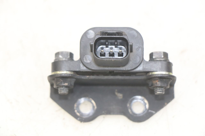 photo de SENSOR DE CAíDA KYMCO AGILITY 16+ 4T 50 (2018 - 2023) - Zoom estado de uso