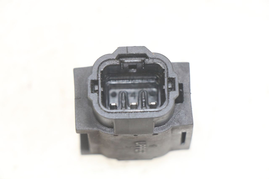 photo de SENSOR DE CAÍDA SUZUKI BURGMAN 650 (2002 - 2004) - Zoom estado de uso