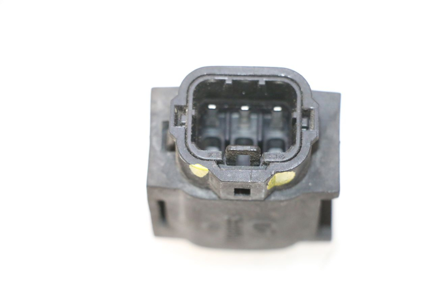 photo de SENSOR DE CAÍDA SUZUKI BURGMAN 125 (2007 - 2014) - Otra perspectiva