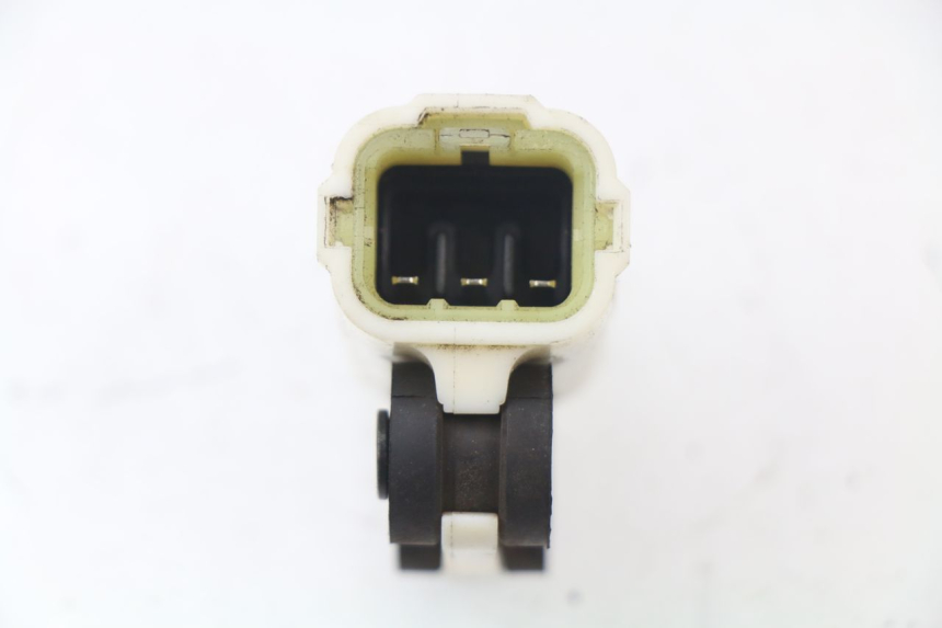 photo de SENSOR DE CAíDA YAMAHA BW'S BWS 125 (2010 - 2013) - Otra perspectiva