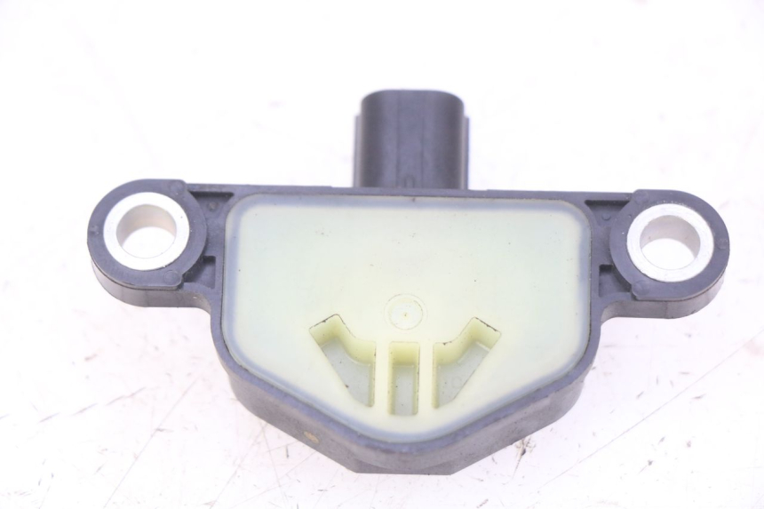 photo de SENSOR DE CAíDA HONDA CB R 1000 (2018 - 2023) - Zoom estado de uso