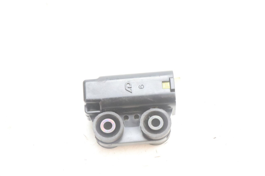 photo de SENSOR INCLINACION YAMAHA FZ8 800 (2010 - 2016) - Zoom estado de uso