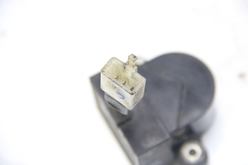 photo de SENSOR DE CAÍDA HONDA PES PS I 125 (2006 - 2012) - Zoom estado de uso