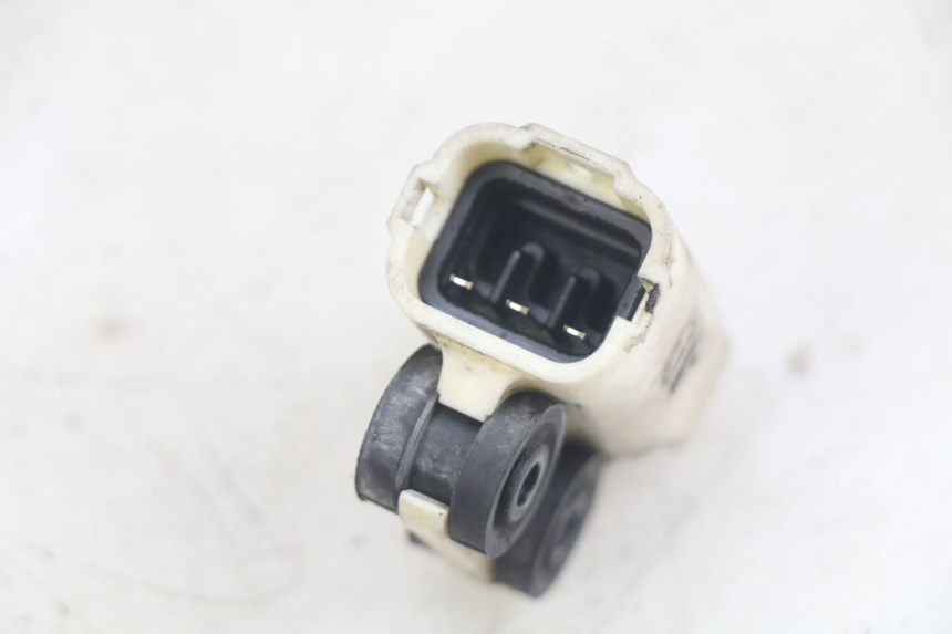 photo de SENSOR DE CAíDA YAMAHA X-MAX XMAX 250 (2006 - 2009) - Zoom estado de uso