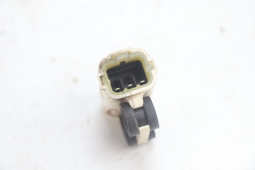 photo de SENSOR DE CAÍDA YAMAHA XMAX X-MAX 125 (2006 - 2009) - Zoom estado de uso