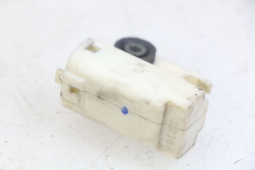 photo de SENSOR DE CAíDA YAMAHA YP MAJESTY 400 (2004 - 2008) - Detalle de la pieza