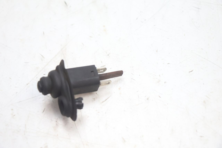photo de SENSOR COFRE GILERA GP 800 (2007 - 2013) - Zoom estado de uso