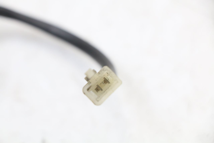 photo de SENSOR DE APERTURA DE MALETERO PEUGEOT SATELIS 125 (2010 - 2012) - Primer plano técnico