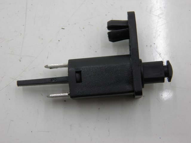 photo de SENSOR COFRE PIAGGIO X9 EVOLUTION 125 (2003 - 2007) - Detalle de la pieza