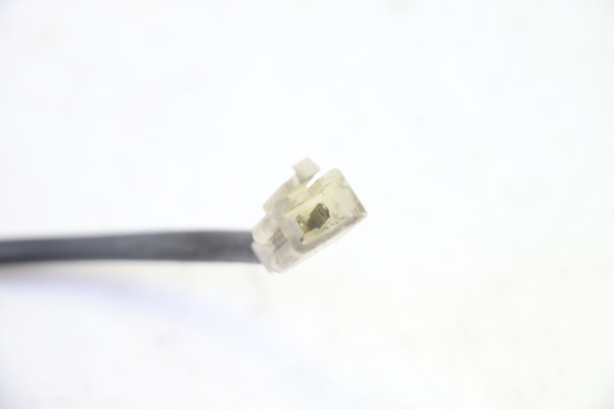 photo de SENSOR DE APERTURA DE MALETERO PEUGEOT SATELIS 125 (2010 - 2012) - Primer plano técnico