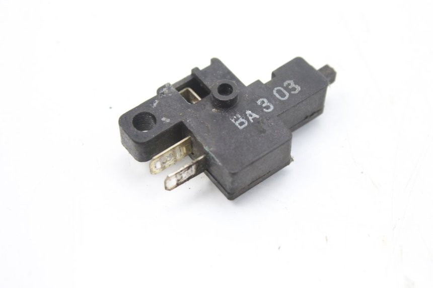 photo de SENSOR DE APERTURA DEL ASIENTO HONDA FES S-WING SWING ABS 125 (2007 - 2015) - Zoom estado de uso