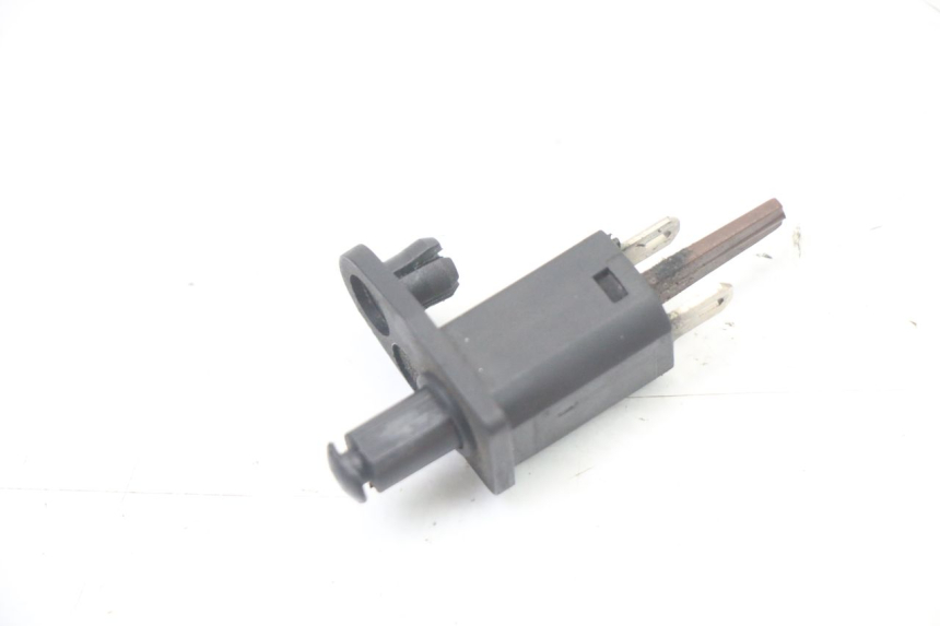 photo de SENSOR DE APERTURA DEL ASIENTO PIAGGIO X8 125 (2004 - 2007) - Zoom estado de uso