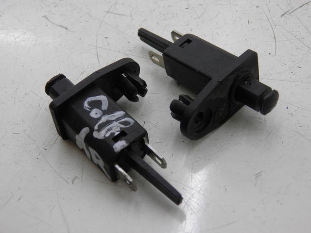 photo de SENSOR ASIENTO PIAGGIO XEVO - X EVO 125 (2010 - 2015) - Vista principal