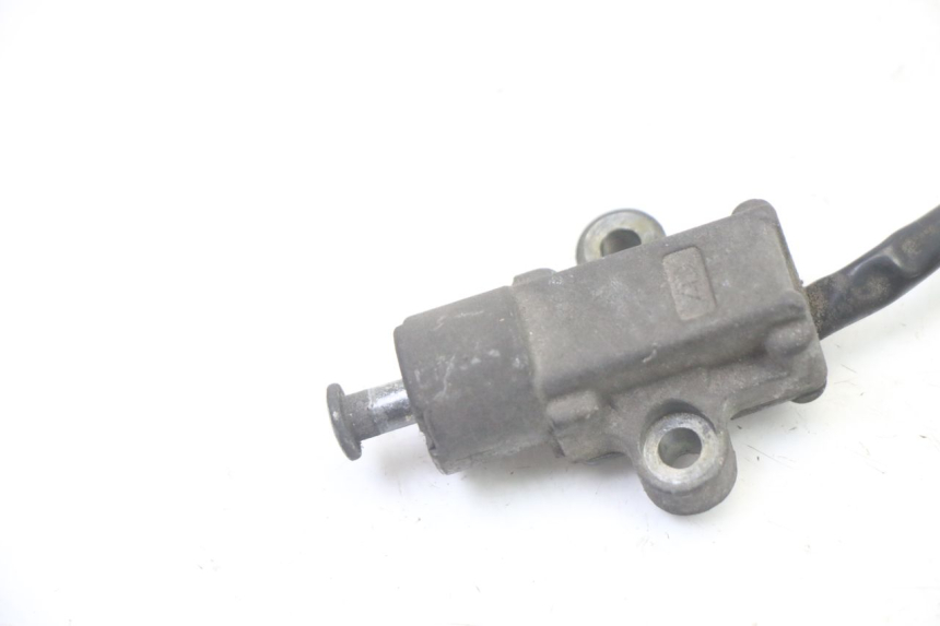 photo de SENSOR DE APERTURA DEL ASIENTO SUZUKI UH BURGMAN 125 (2002 - 2006) - Zoom estado de uso