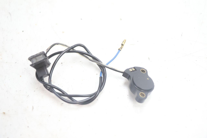 photo de SENSOR PUNTO MUERTO SUZUKI DR S 600 (1985 - 1989) - Zoom estado de uso