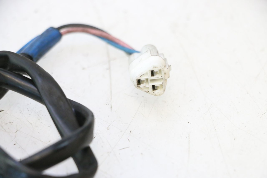 photo de SENSOR PUNTO MUERTO SUZUKI GSR 600 (2005 - 2012) - Zoom estado de uso