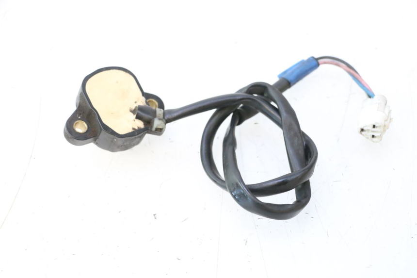 photo de SENSOR PUNTO MUERTO SUZUKI GSR 600 (2005 - 2012) - Otra perspectiva