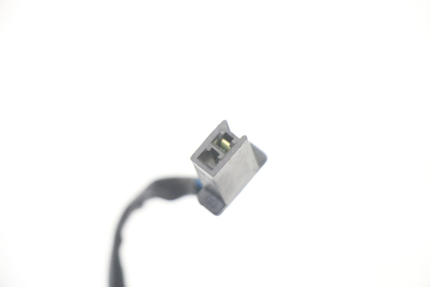 photo de SENSOR PUNTO MUERTO HYOSUNG GTR 125 (2006 - 2008) - Primer plano técnico