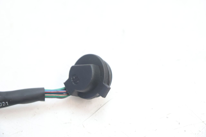 photo de SENSOR PUNTO MUERTO YAMASAKI STREET 50 (2013 - 2018) - Primer plano técnico