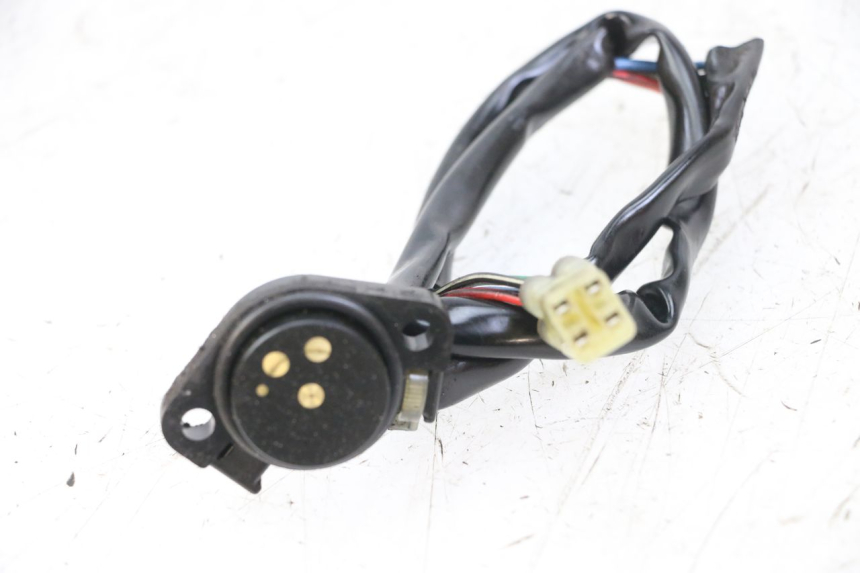 photo de SENSOR PUNTO MUERTO SUZUKI SV S 650 (1999 - 2002) - Vista principal
